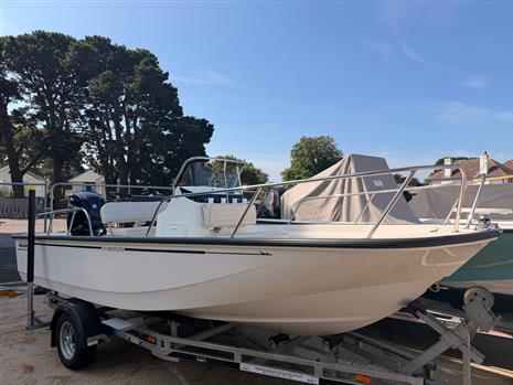 Boston Whaler 170 Montauk