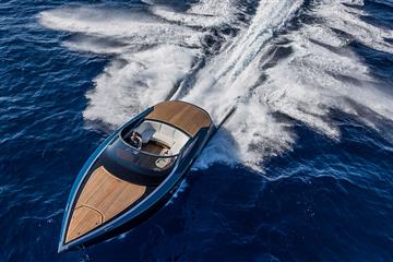 Aston Martin AM37: riding the waves in Aston's £1m powerboat