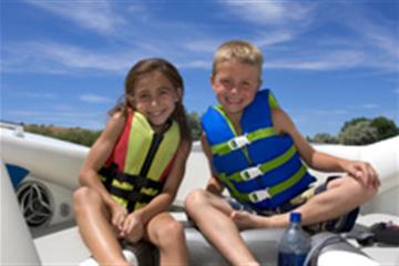 Kids – Keeping them Safe and Happy on the Water