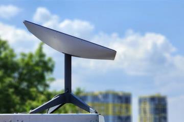 articles - comparing-boating-communication-technologies