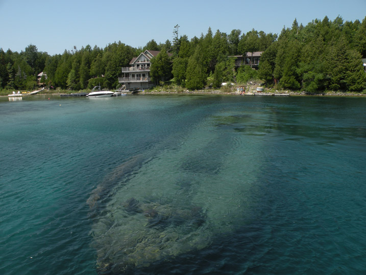 The Sweepstakes wreck in Big Tub Harbour